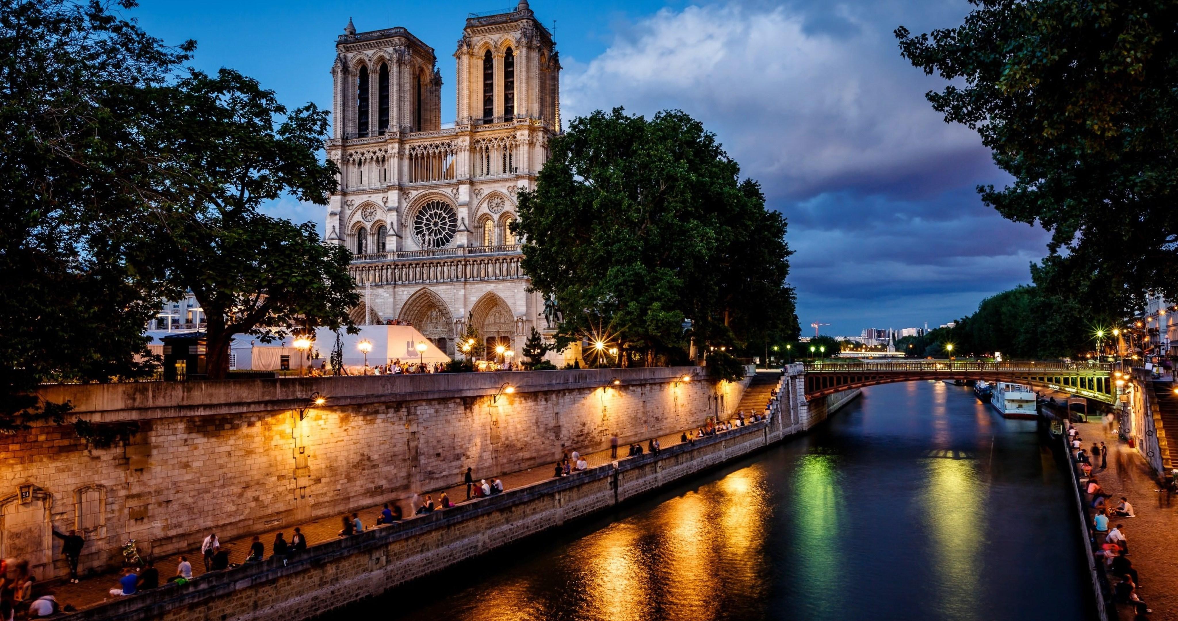 Eiffel Tower