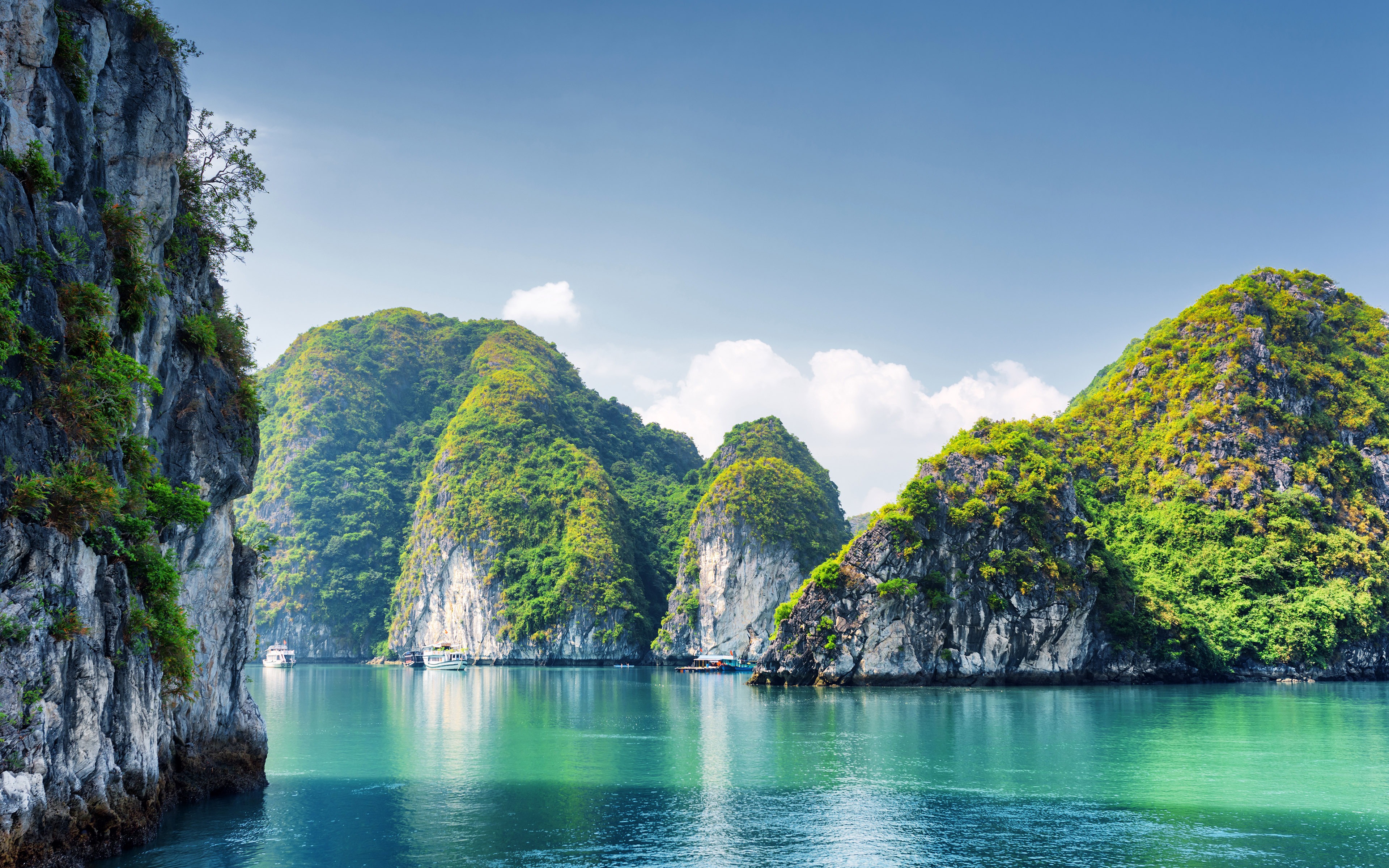 Ha Long Bay